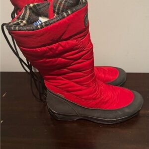 Naot Montana Snowbird Red and Gray Quilted Winter Boots
